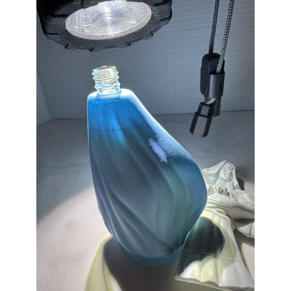 Vintage Avon Dutch Girl Figurine Cologne Decanter Unforgettable Mostly Full - Picture 7 of 11